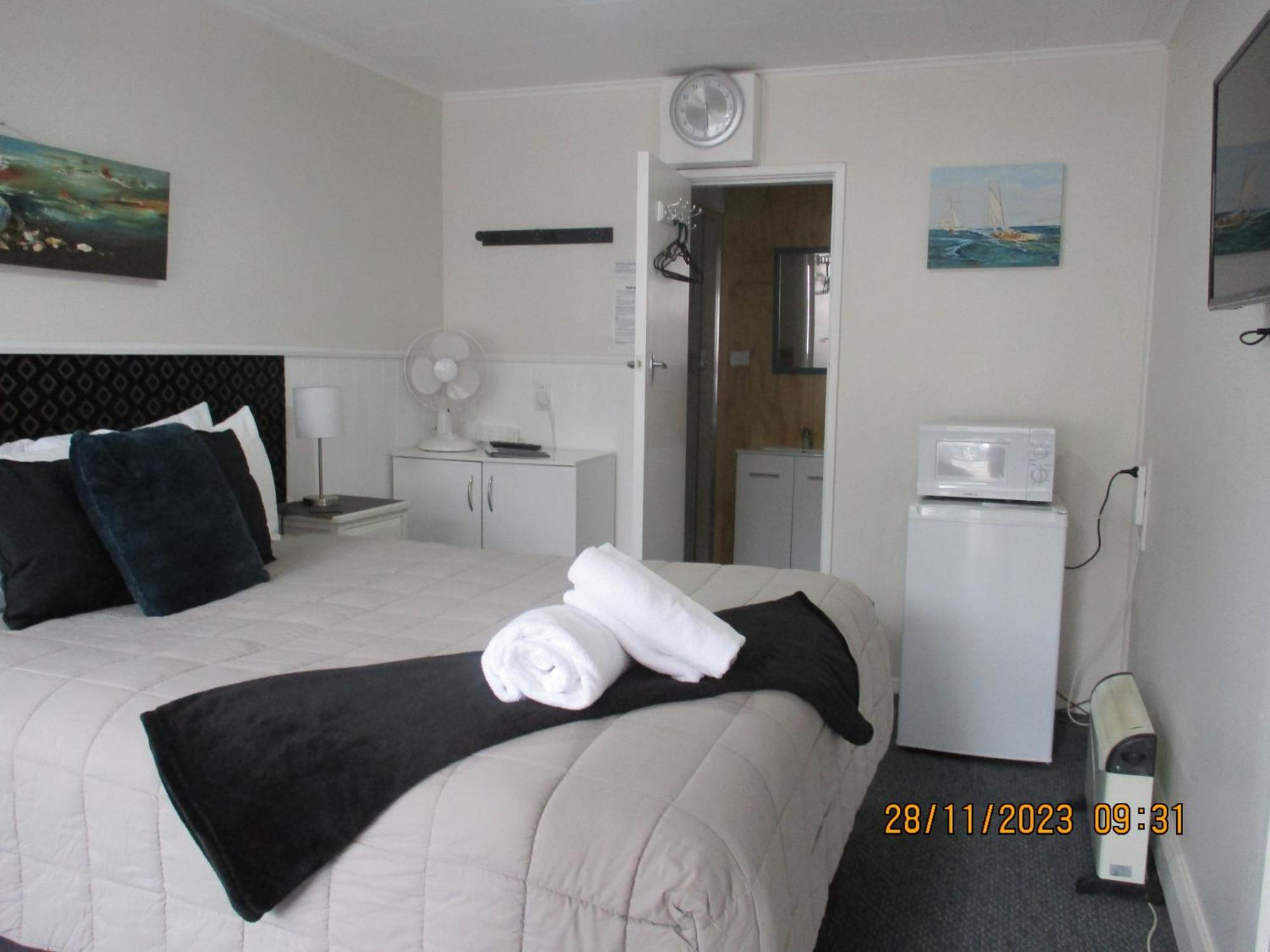 High Street Living Motel Пиктон Экстерьер фото