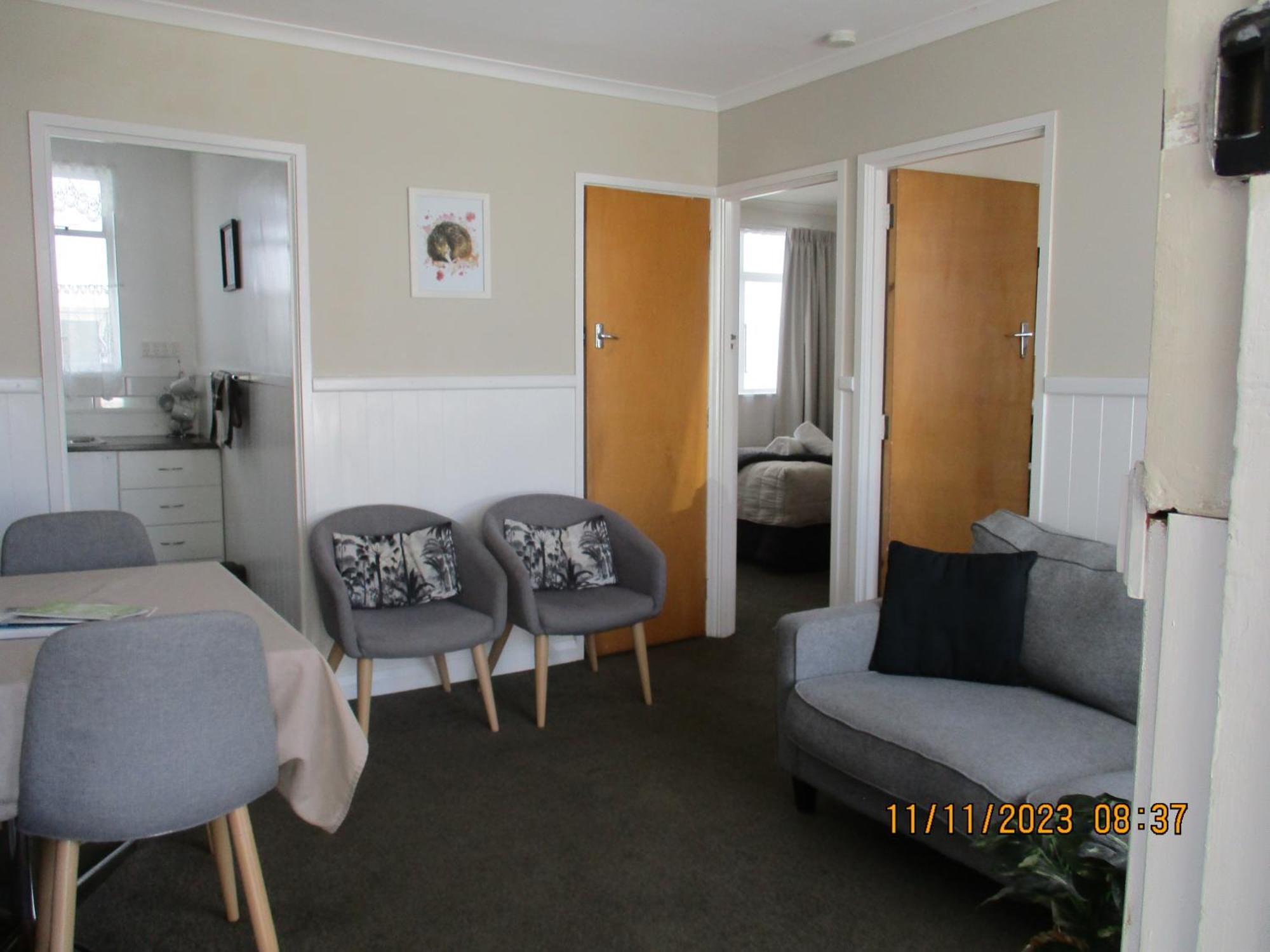 High Street Living Motel Пиктон Экстерьер фото