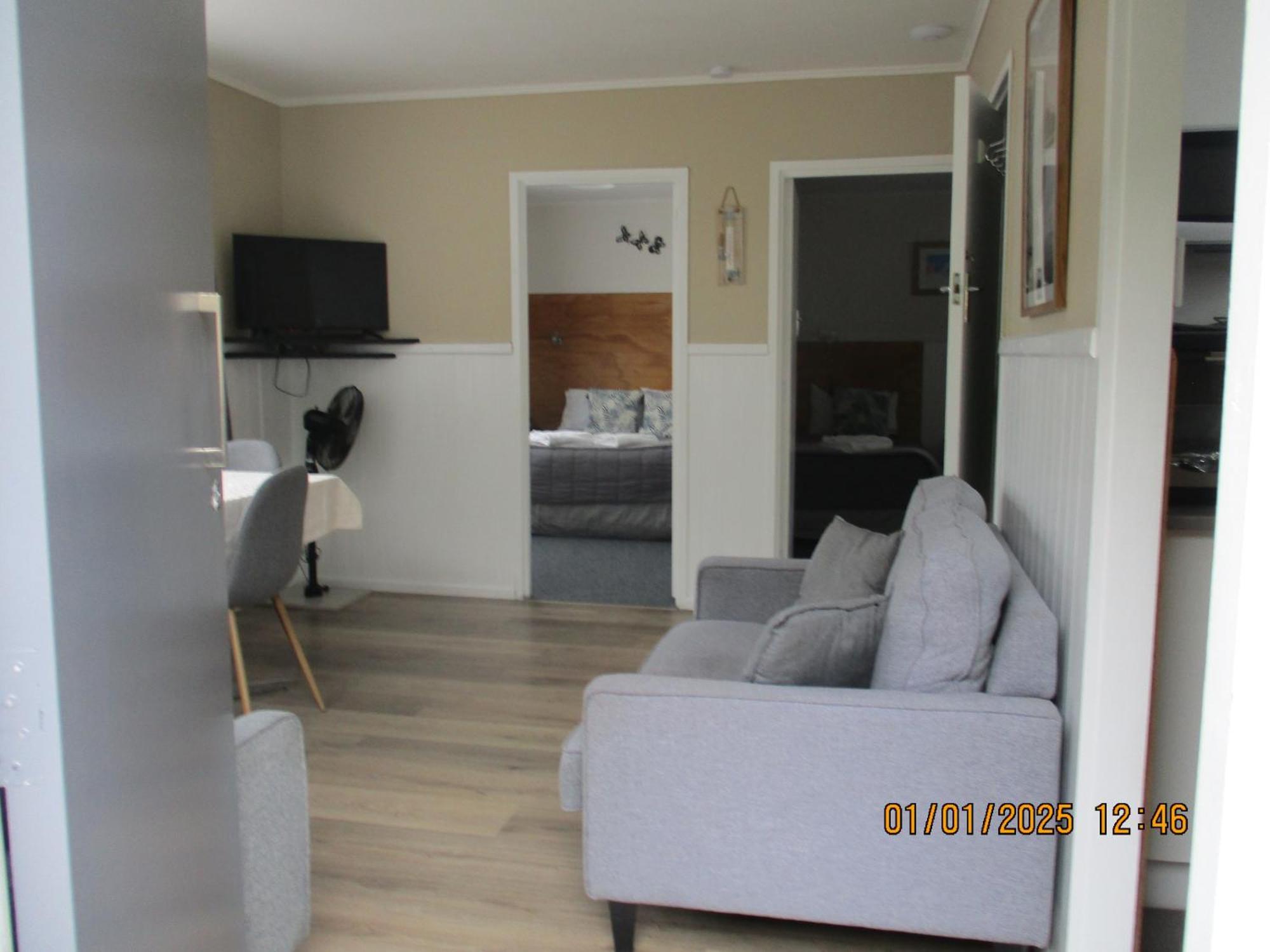 High Street Living Motel Пиктон Экстерьер фото