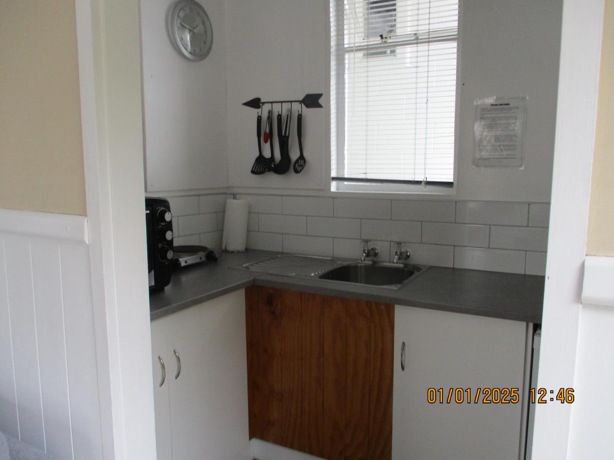 High Street Living Motel Пиктон Экстерьер фото