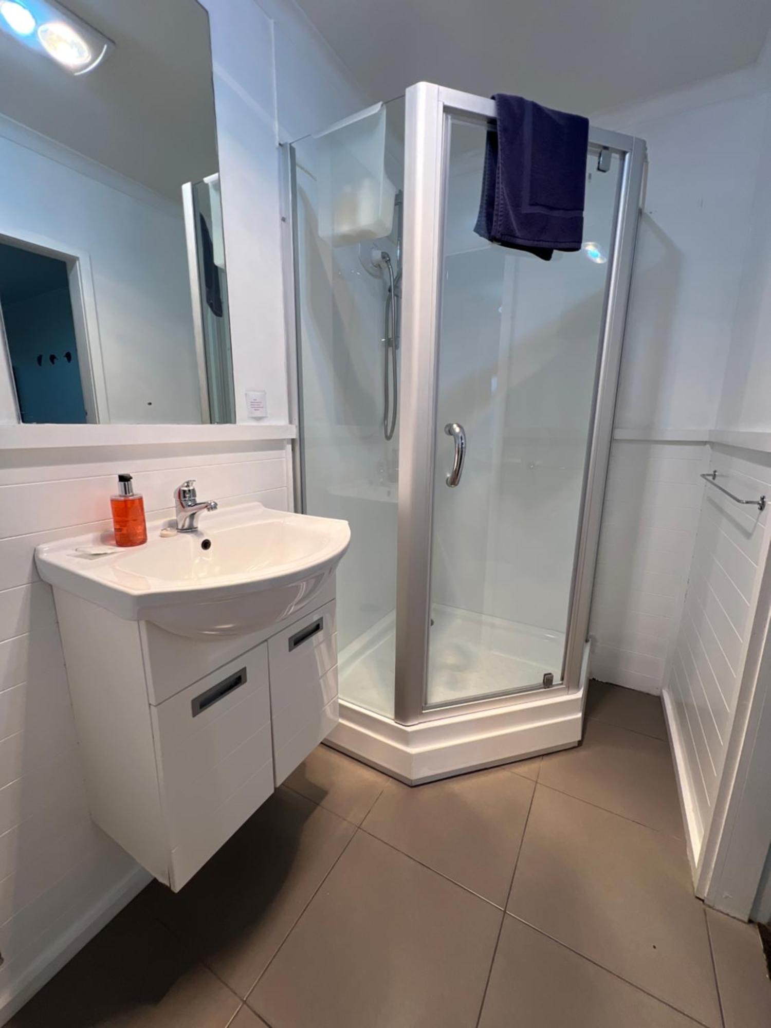 High Street Living Motel Пиктон Экстерьер фото
