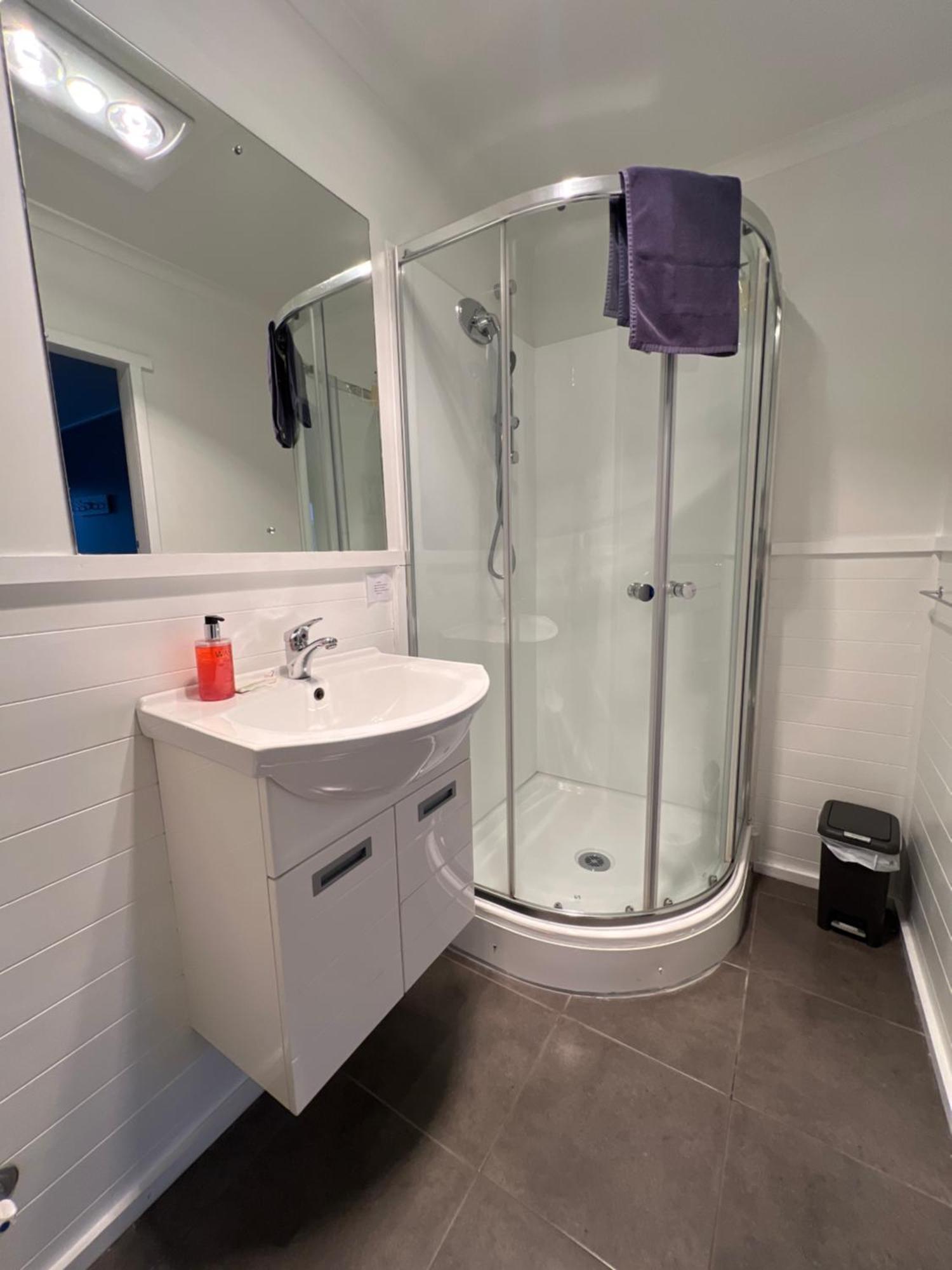 High Street Living Motel Пиктон Экстерьер фото
