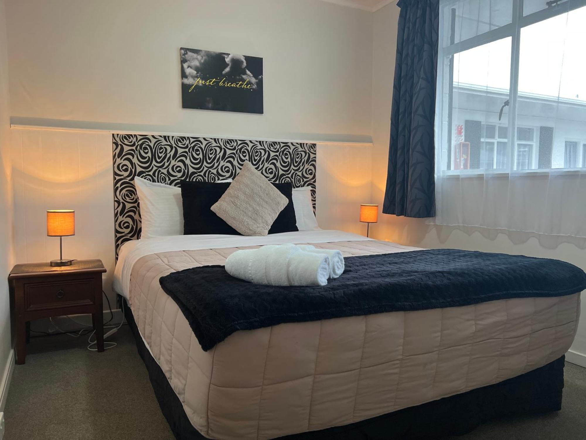 High Street Living Motel Пиктон Экстерьер фото