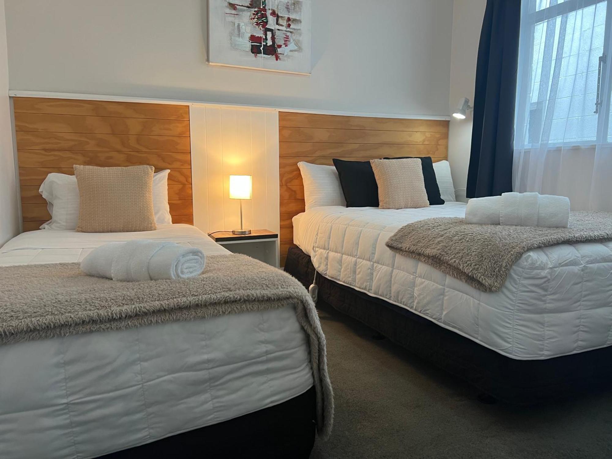 High Street Living Motel Пиктон Экстерьер фото