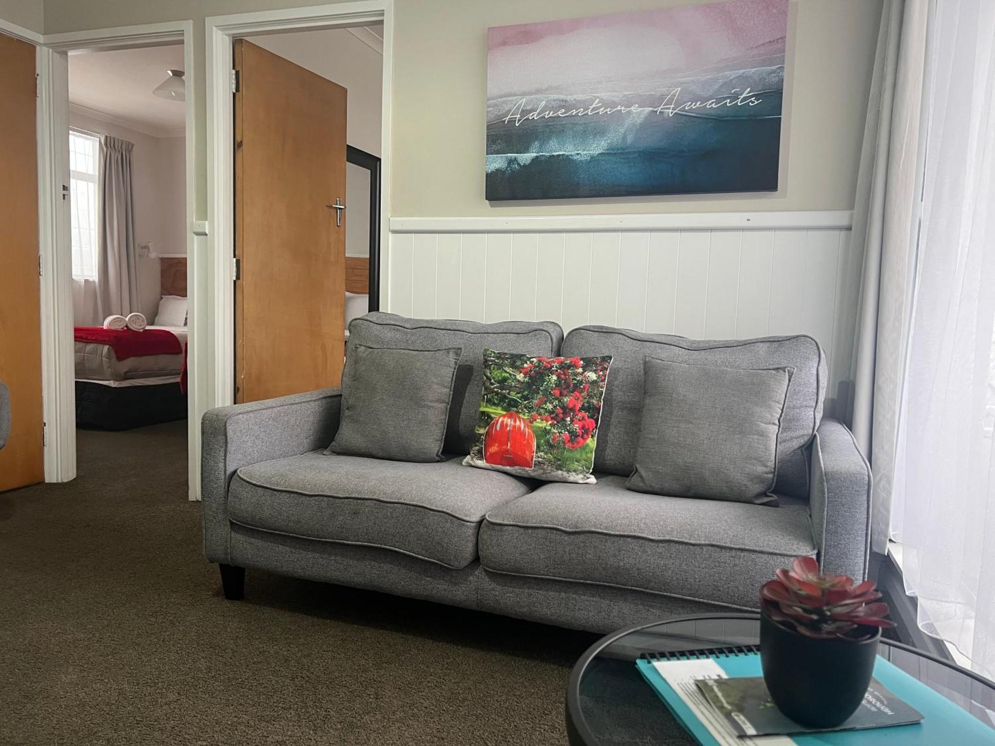 High Street Living Motel Пиктон Экстерьер фото